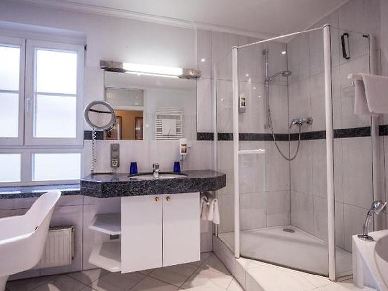 79349A202FAA93C4900BBAEFC8ECC681