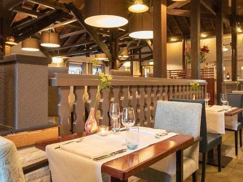 DD017AE621E24DCEAF4CE0F761653023