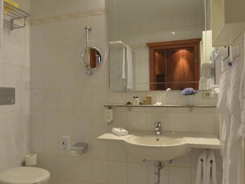 C10FA6ECE01620DF6F6E4E1E490132A3