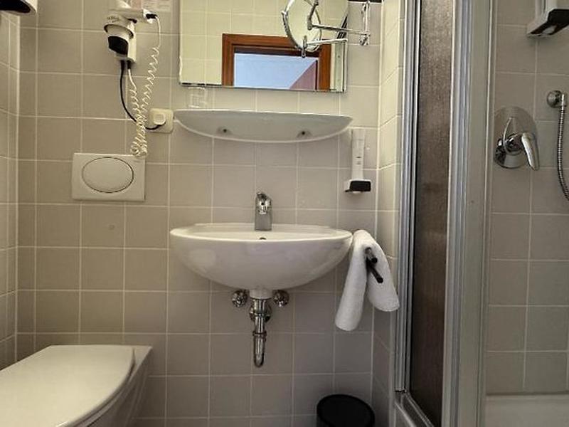 CDD68A53BC639B5402B4385B0CCCE9D8