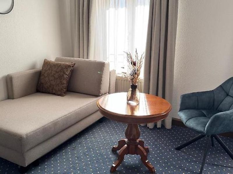 B0DA9BBD9FD9E2547E26BB5760F93E41