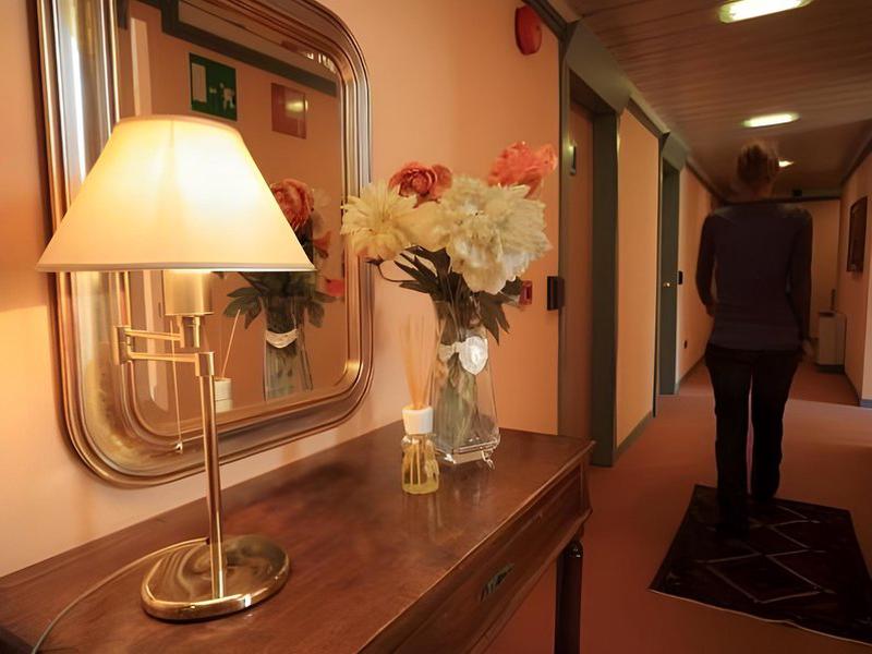 5CDF57ECB448FCAEA3F43B591A87F882