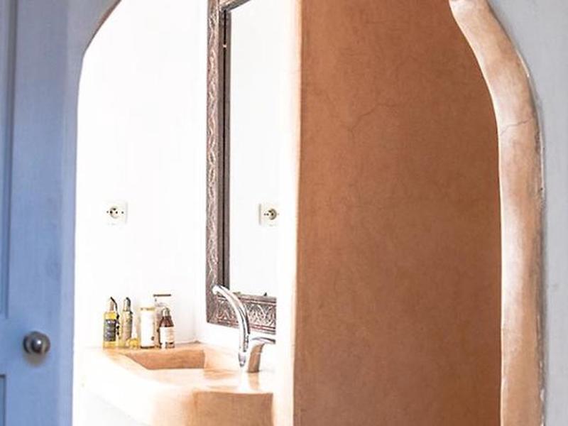 B4967B27108EDA37DD504F023335844B