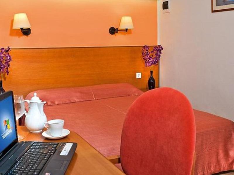 3752DE8A330C1CD7B7DDE46DC35518D9