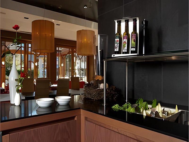 476686FAD911FF5720E255384AE537EA