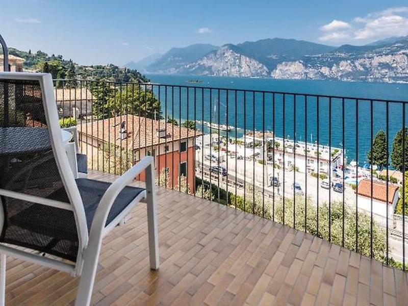 DBF23FBB4F8251AA0CF01E021133D906