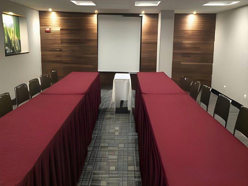 71DB58BED506C17E0780E80FF4496BB6