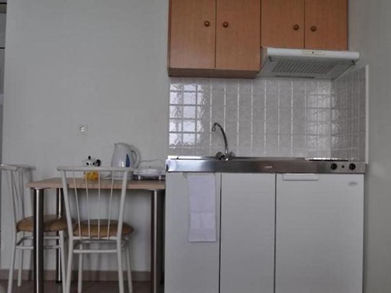 28A989884087ECC21E46EA077A26141B