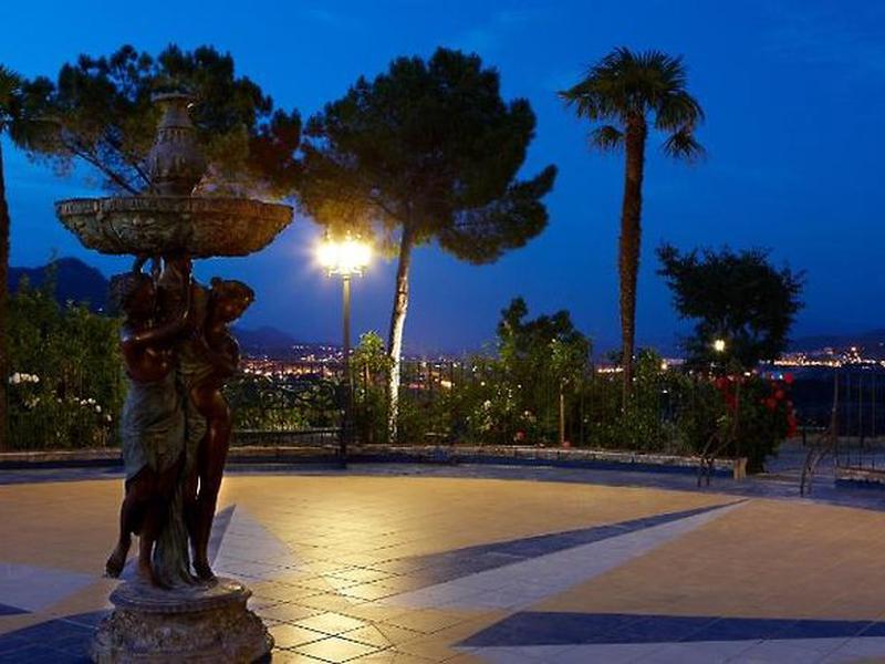 4EA2CAB0EA2F5DBAA5B1096BFF44DEF2