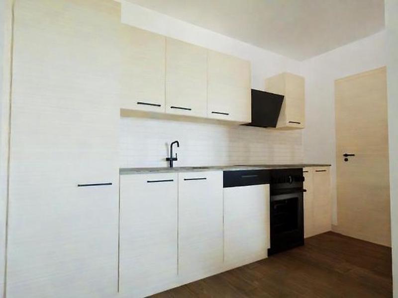 E9CF78BF3B91AF8C4A62A3AF3B587190