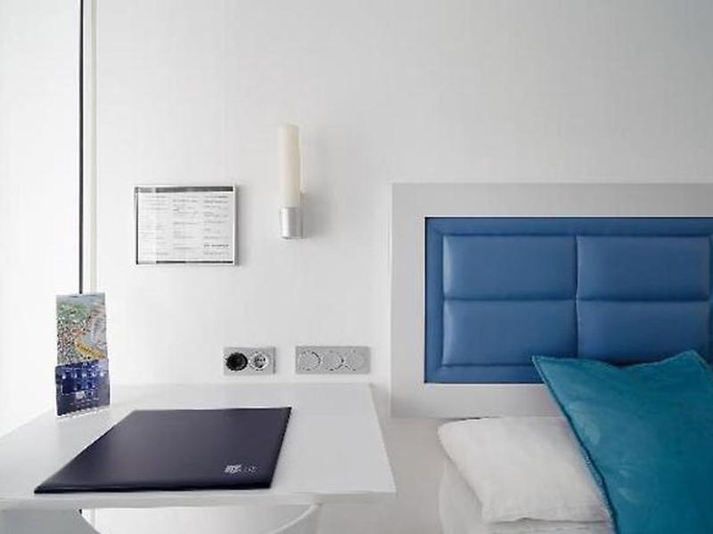 75F10D94A27EA086F0157177445198D7