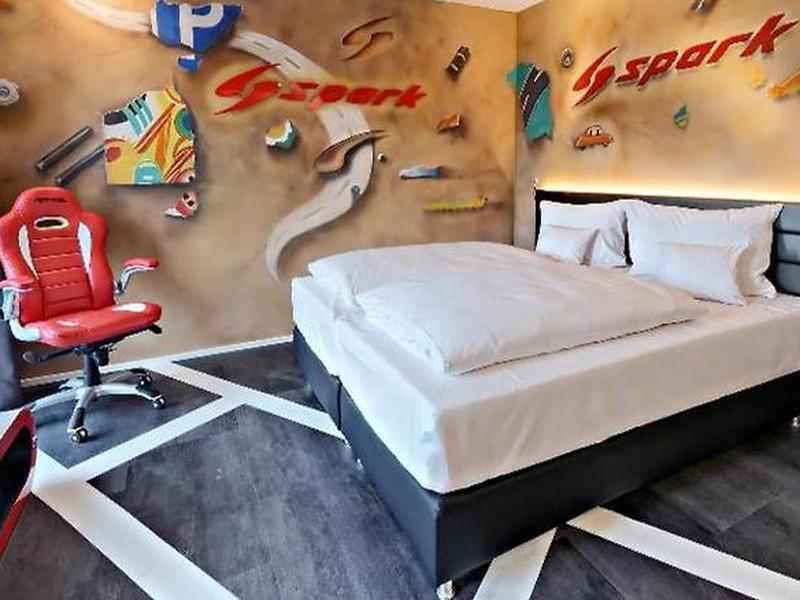 085ED455CA6EAABC112BB45A84CD917A