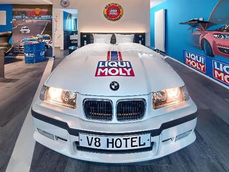 5AF917CA67A1093621DA0928330A7832