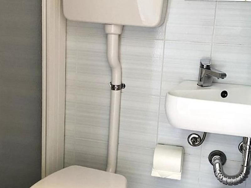 CE9DAC155AEEC33C5AA557030AD59814