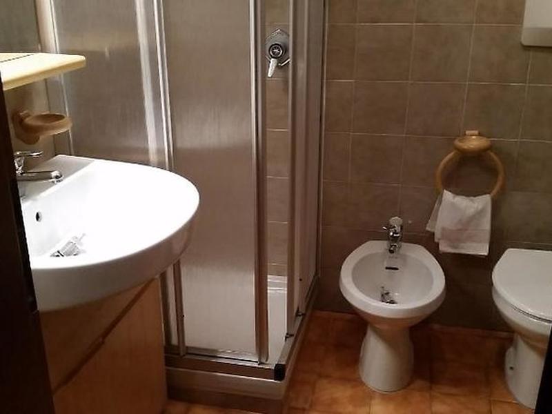 3A454BEB52E39E4C0ABCACD286A38CC2