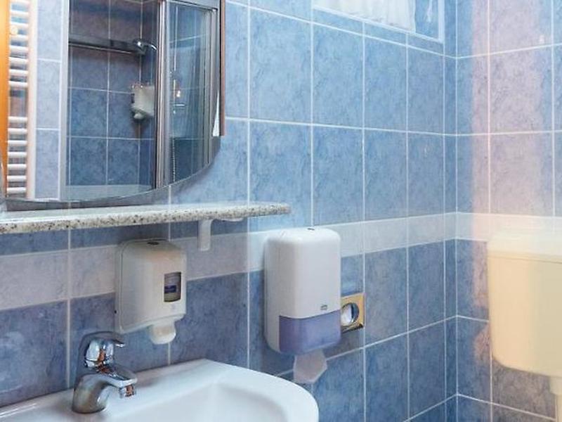 7BCF739F301944B543ADC64609EB8BC0