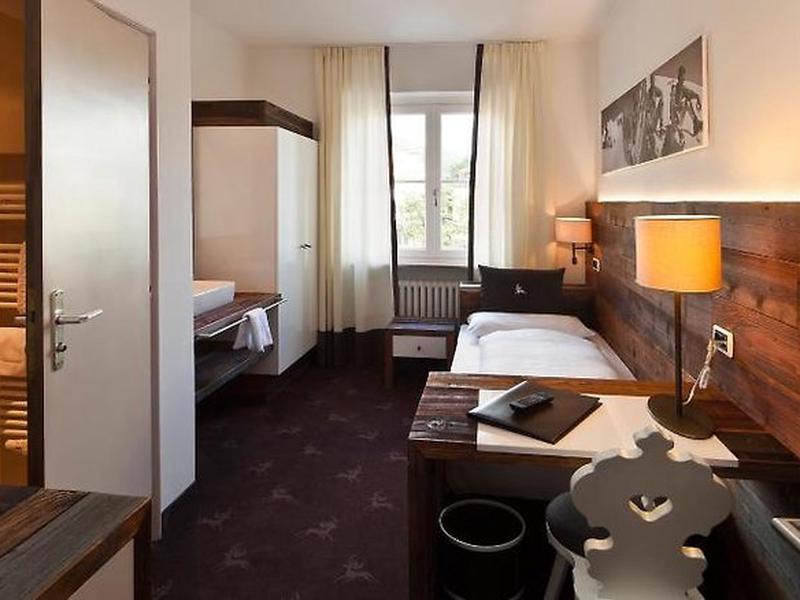 62629EE544FEBB138111961D27B01A52