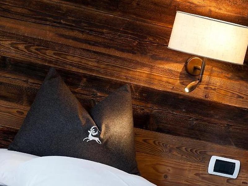 3A67BD7D0C2B9A45822BDF2299836756