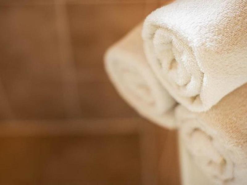 CBCA18F256D5FAC4D9A2057E1EE80A4E