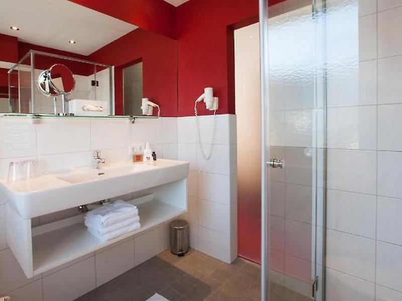 5E9A0DFE63CAAF505697C23B438B422A