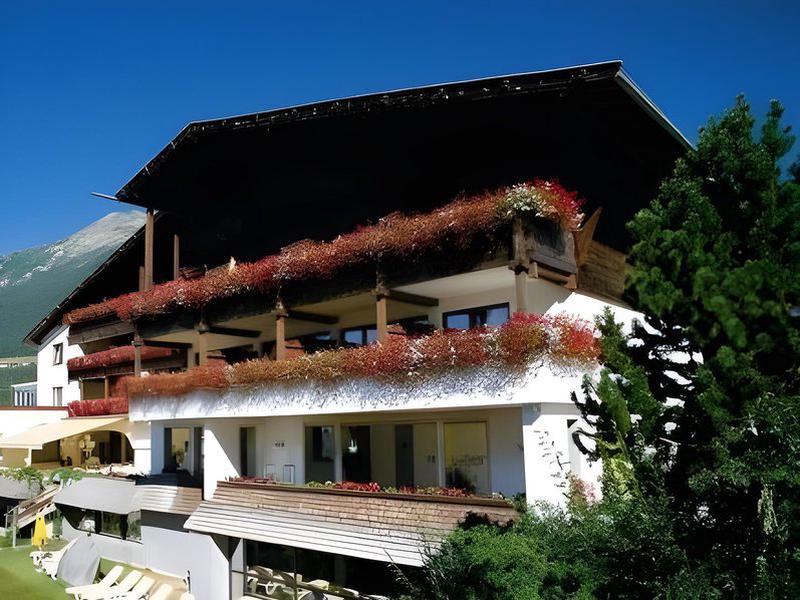 2E329EF0B3001A1C218E5FE77596F08E