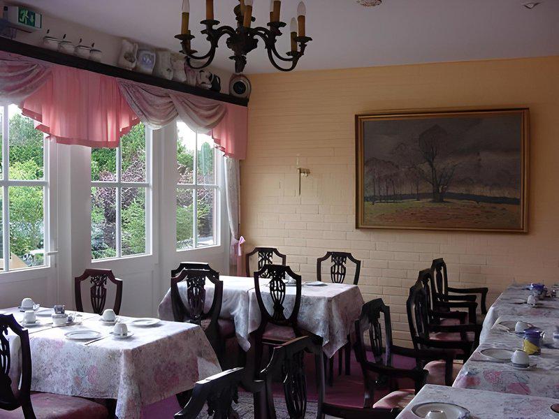 8201F21A42E4D375915ECA6869417F38