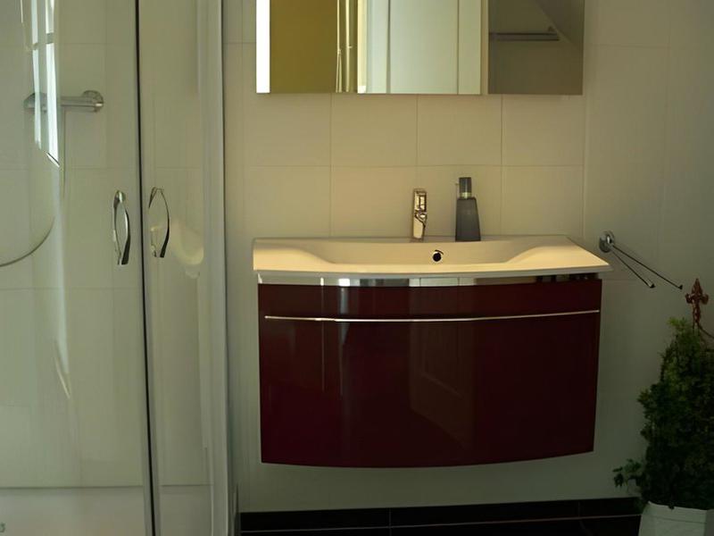 C7B0E4BA96816C1E0E8C2CA4CDF775CF