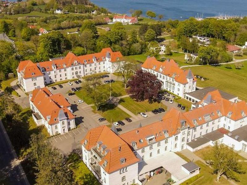 99733BCD6CDB7B32B88E139C0789D906