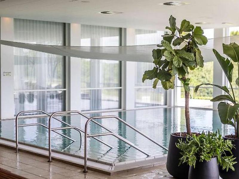 57B15D7C833EF0192F0CEE7A6FA255EC