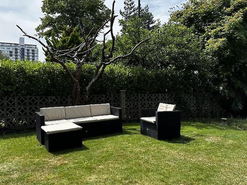 97B4E1A6E5F8A845BC12E361AF2894C9