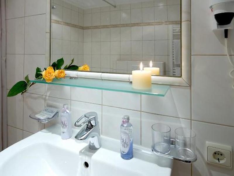 39C0DF9863BFDC730E23284ED025B050