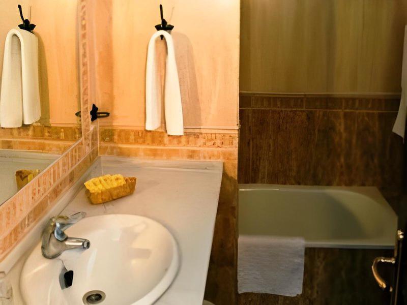 0540554820A84A690E95DDA8F9F4DDDB