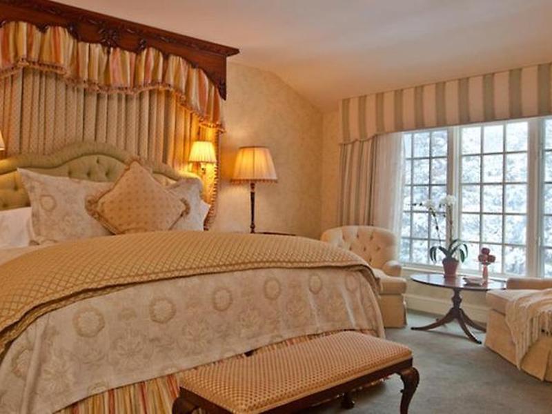 1F4C8EAAB8754CBDF787BAD6AEF8C359