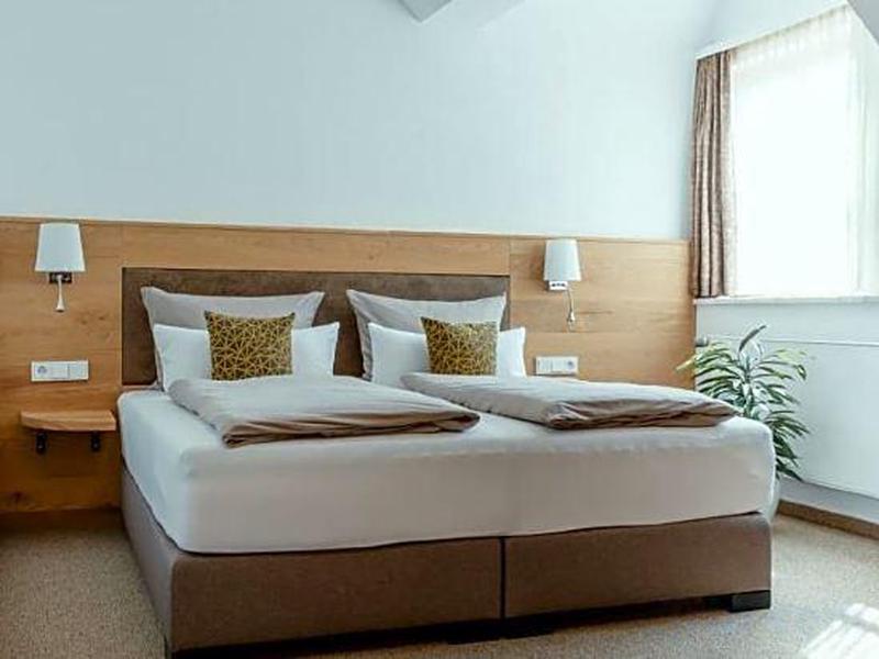 1520D8E65D5FB3FC8B3802D95E7D7893