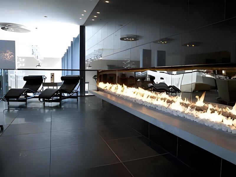 4E77B6940811C83854F04CA232AF8156