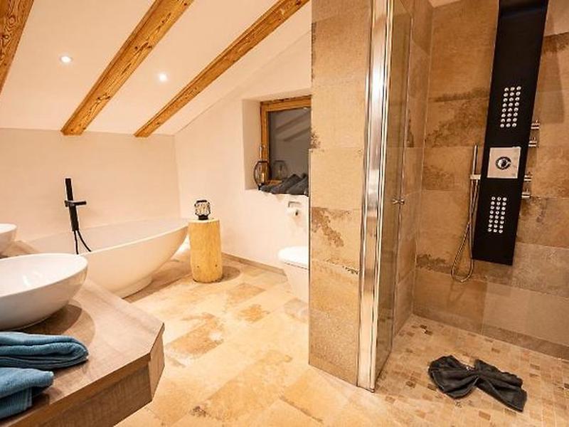 C34A8F0579A08D96DED291A39629D16B