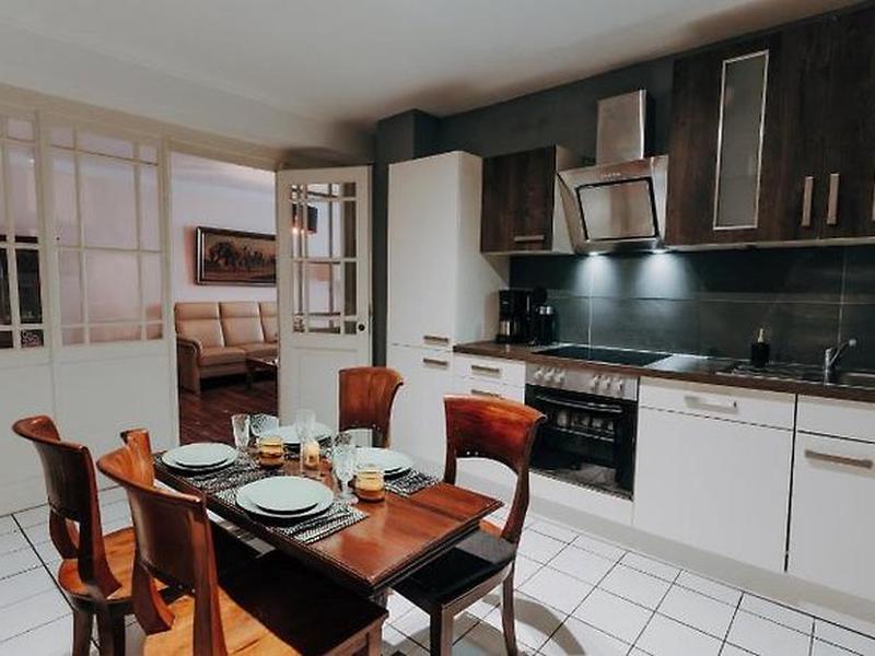 B1B5F02C4A05ED908CB572781D50B3C2