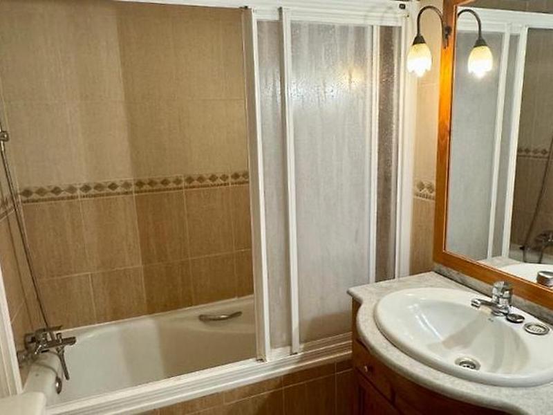 FE4BA3417BD8FBE1875EBDB36068AE1B