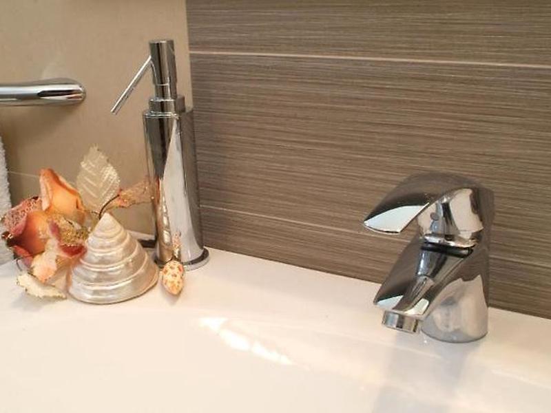 421FFAD9A9CA6B0490E07B9AD924E861