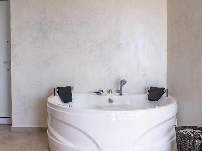 48A88CEC610BE1C69C479E926A9EF365