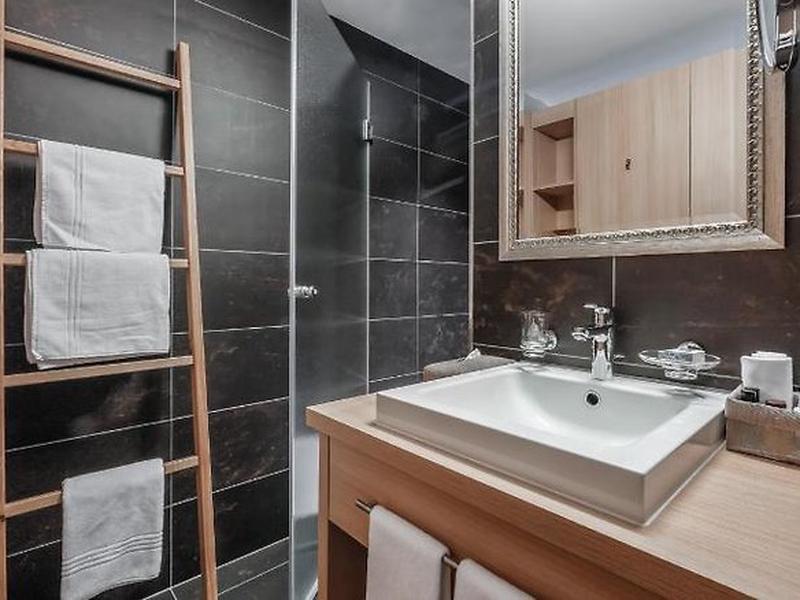 571D0CA6B85950A2C14C660666EB5F82