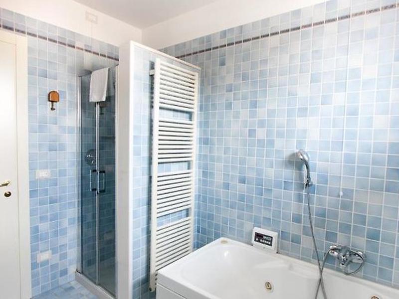 53B7876DB8DCC34E4C339230F3AA6A03