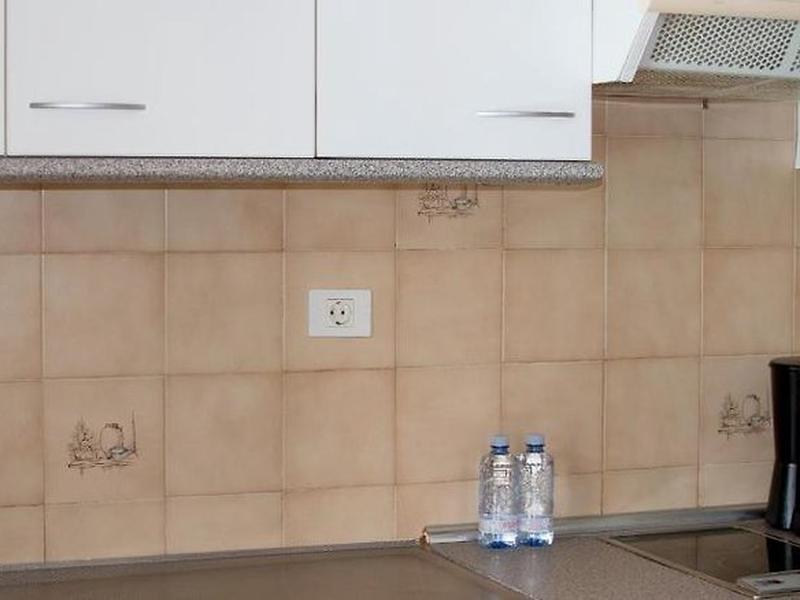 6BC77669CD5B010B3F163209860DBB13