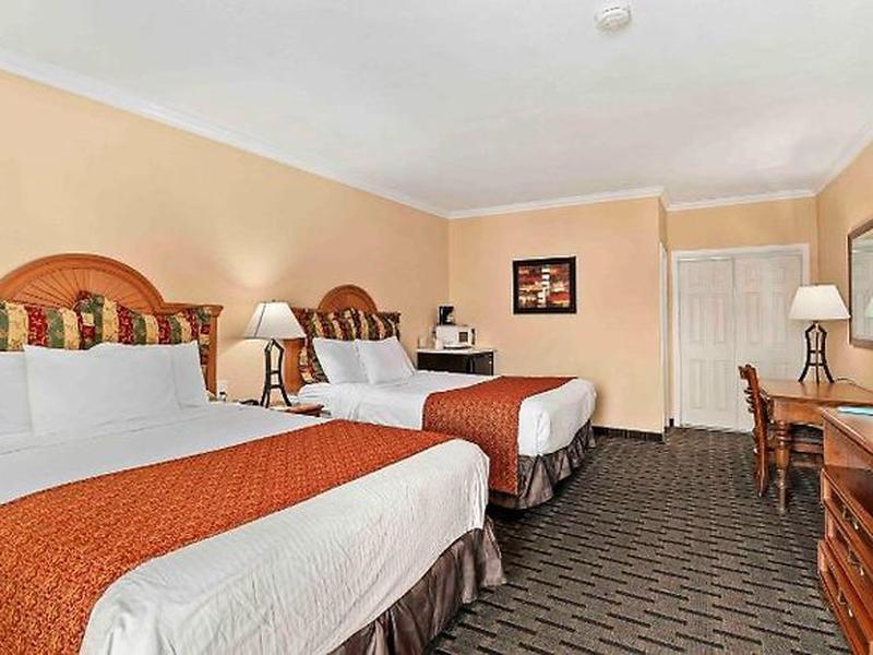 F2A0E2220F1C79F8BB5DC094425276EE