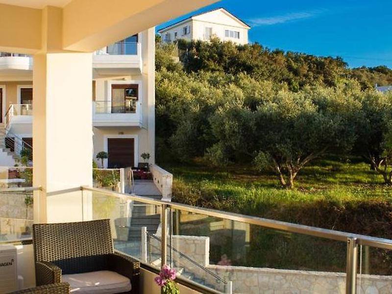 48DA9577C9C2D9BE3769C5A26C15D600