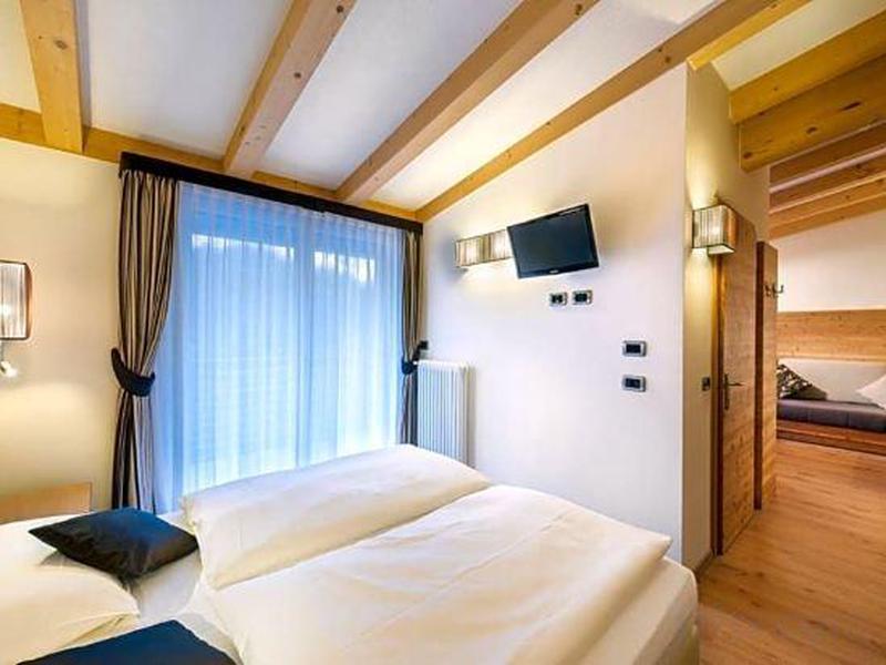 59D9D4B5A59AE8FD3C2C7D4FBDC711CE