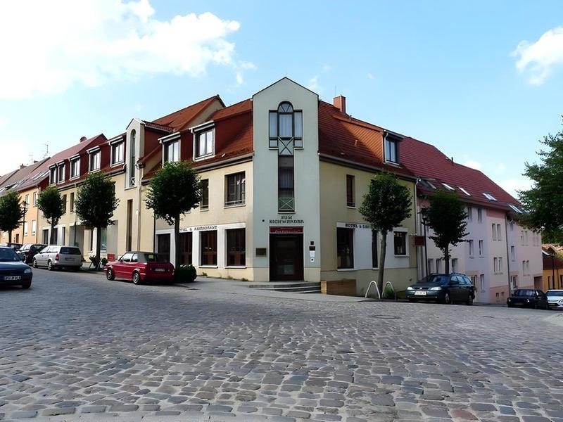 15344FBD1192822D7CBABA2F49C4FC1A