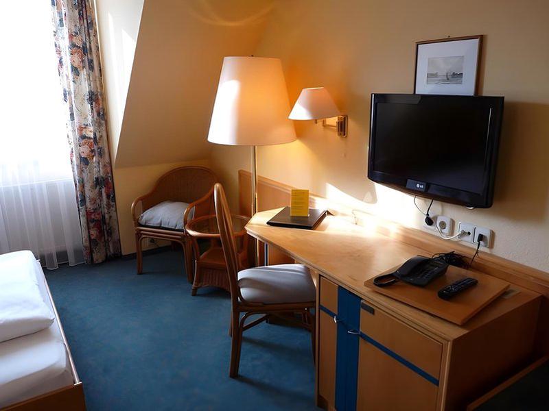 B6E299BB3AAB82D30C1776DE91D8D316