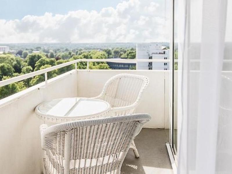 775CB37155DDB4E7A048FAC07931FE83