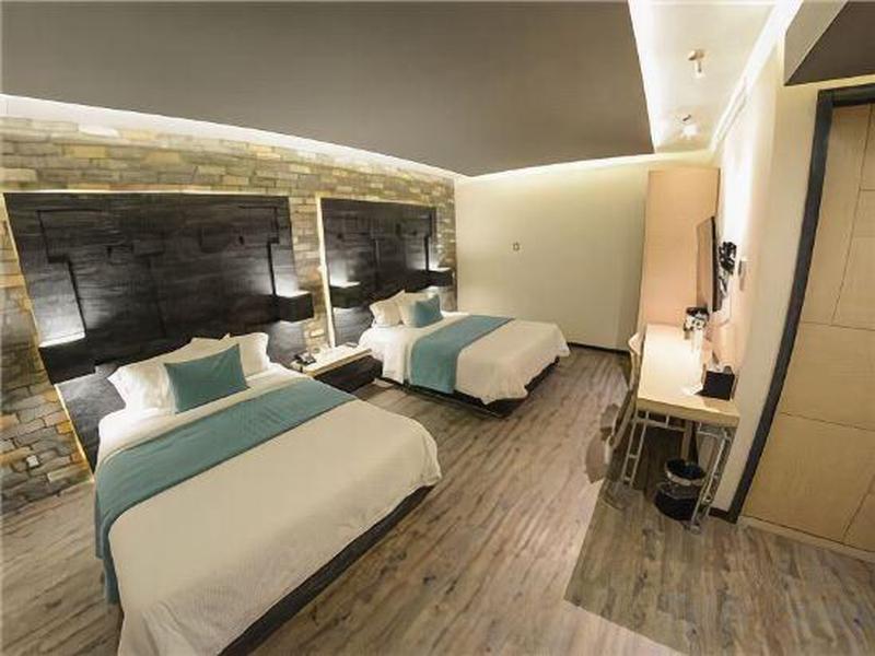 2469FCA270E553AE188A5A03893A1411